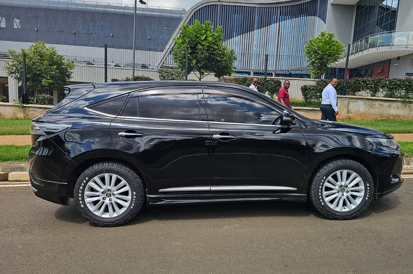 Rent Toyota Harrier