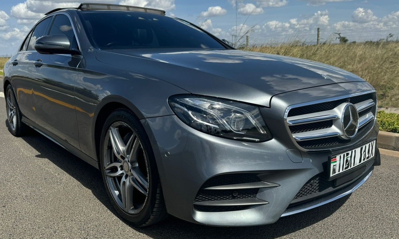 Mercedes Benz rental