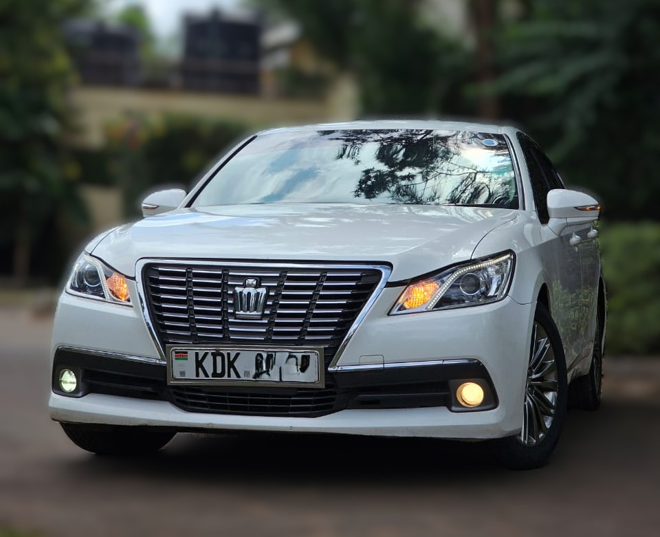 Toyota Crown for hire