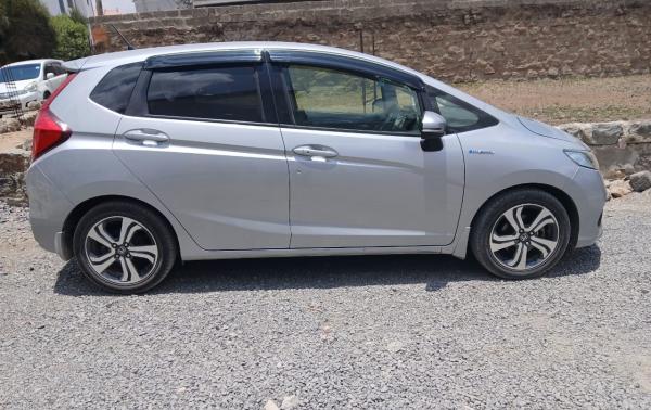 Honda Fit rental