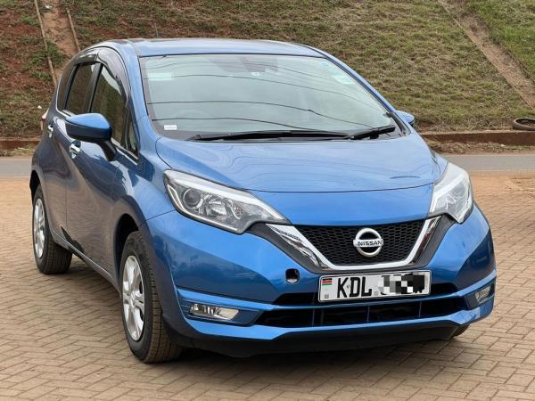 Nissan Note for hire