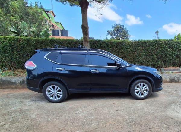 Nissan Xtrail for hire