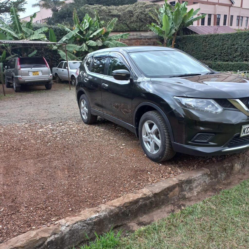 Nissan Xtrail for hire. Toyota Rav4 for hire 