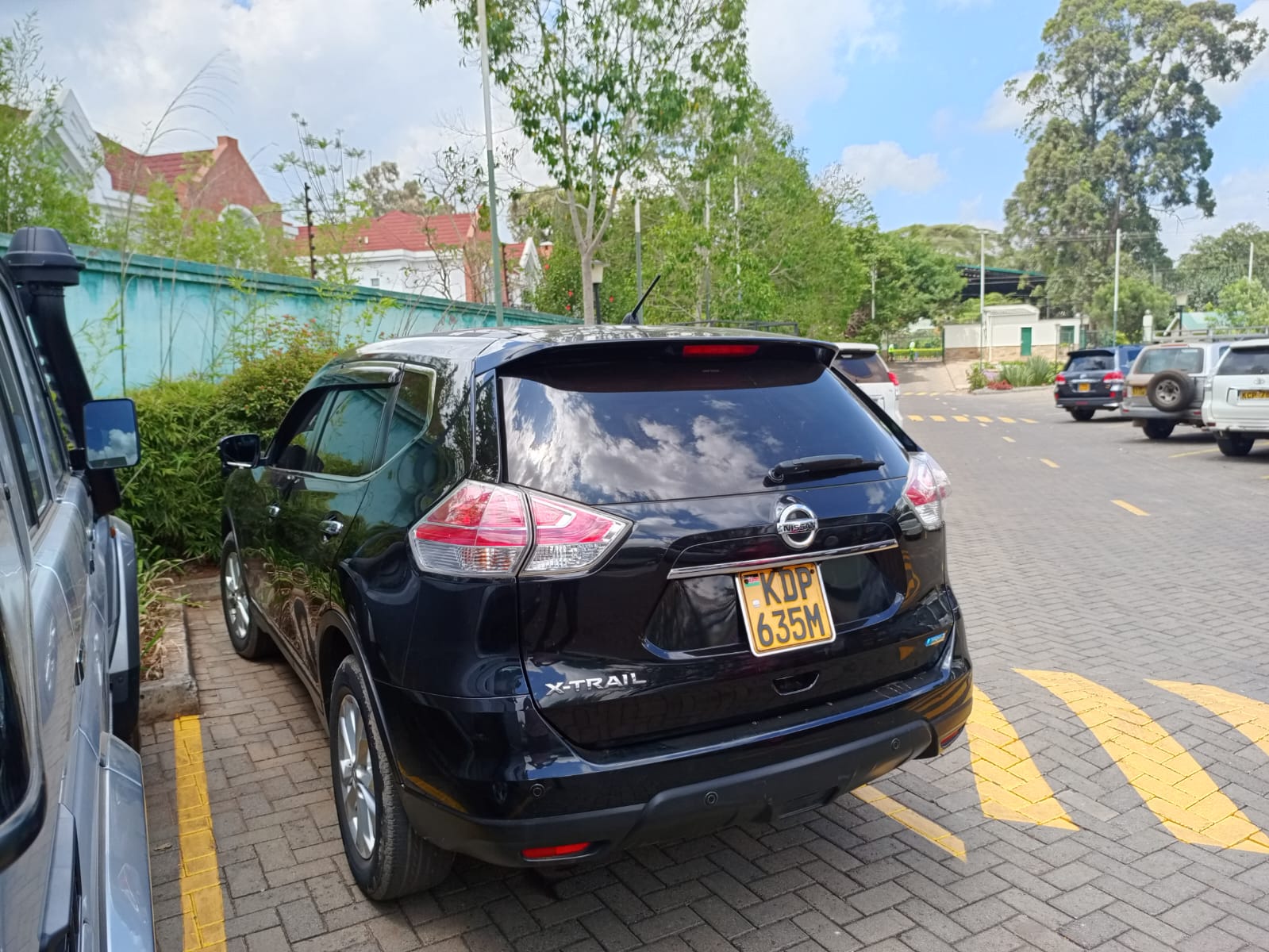 Nissan Xtrail for hire