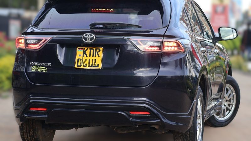 Toyota Harrier for hire