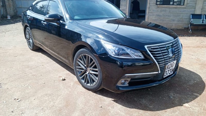 Toyota crown for hire